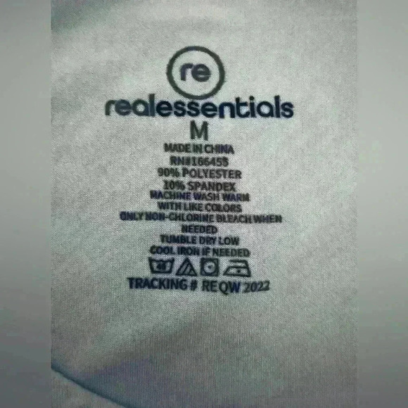 Amazon Real Essentials Dry Fit Tech Long Sleeve, Women’s Size Medium, Baby Blue - Picture 7 of 8